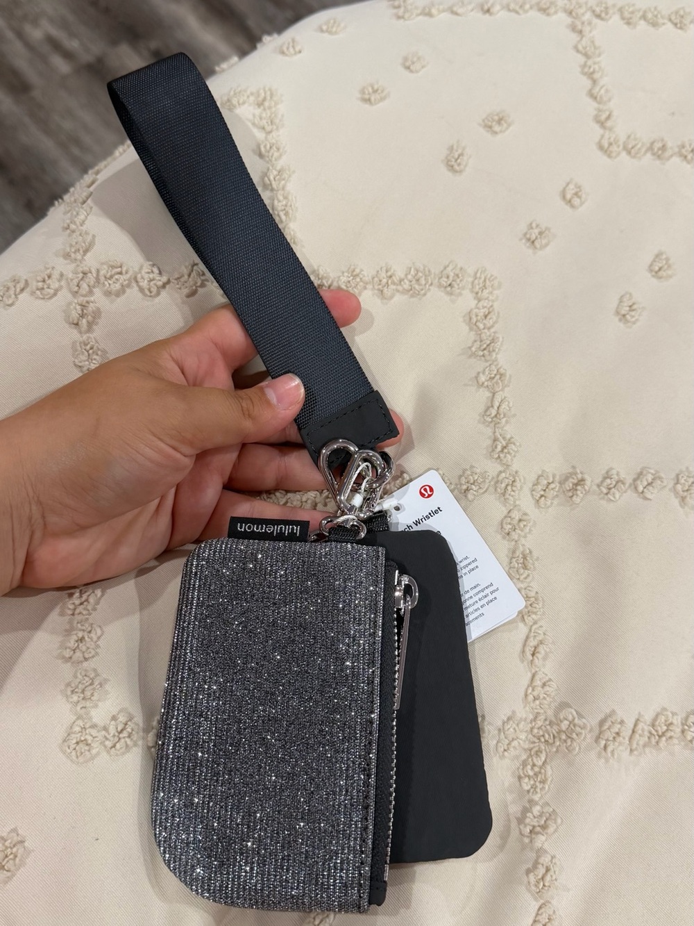 lululemon athletica Glitter Silver Wristlet Card Pouch with Strap